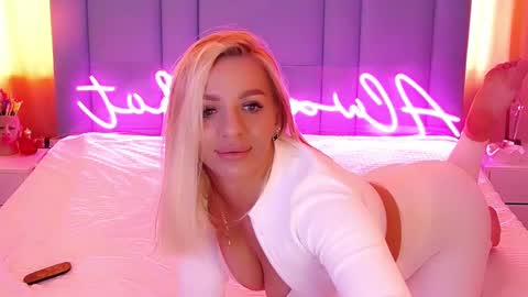 Snapshot of allwayshottt chatting on 25, 2, 2025 AlwaysHot online show from 25, 2, 2025