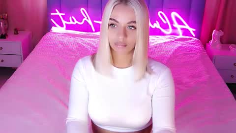 Snapshot of allwayshottt chatting on 17, 9, 2025 AlwaysHot online show from 17, 9, 2025