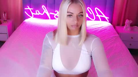 Snapshot of allwayshottt chatting on 23, 9, 2025 AlwaysHot online show from 23, 9, 2025