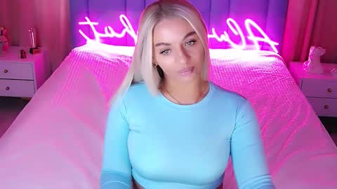 Snapshot of allwayshottt chatting on 20, 10, 2025 AlwaysHot online show from 20, 10, 2025