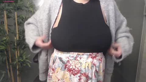         online show from 13, 1, 2025