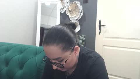         online show from 28, 3, 2026