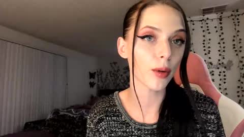 Ally Girl In Her Ally World online show from 14, 2, 2025