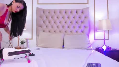 Snapshot of allypretty_ chatting on 26, 9, 2025 Ally online show from 26, 9, 2025