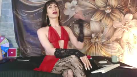 Allys xoxo online show from 24, 7, 2026