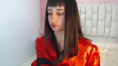 Allysa  online show from 21, 9, 2025