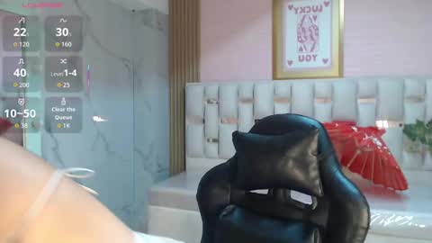 Allysa  online show from 26, 9, 2025