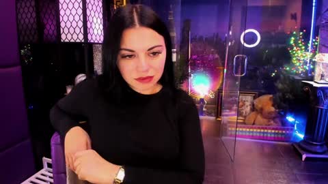 Snapshot of alma_pearl chatting on 23, 10, 2025 Alma online show from 23, 10, 2025