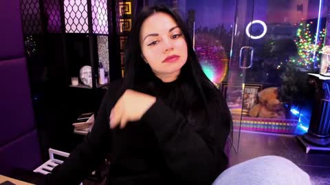 Snapshot of alma_pearl chatting on 29, 10, 2025 Alma online show from 29, 10, 2025