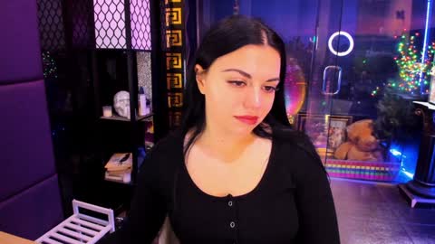 Snapshot of alma_pearl chatting on 27, 11, 2025 Alma online show from 27, 11, 2025