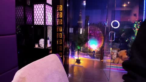 Snapshot of alma_pearl chatting on 2, 12, 2025 Alma online show from 2, 12, 2025