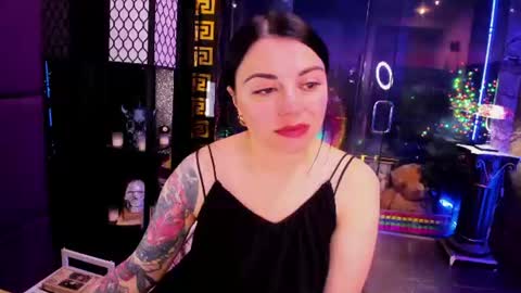 Snapshot of alma_pearl chatting on 14, 7, 2026 Alma online show from 14, 7, 2026