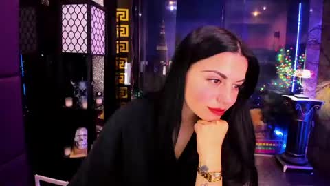 Snapshot of alma_pearl chatting on 19, 7, 2026 Alma online show from 19, 7, 2026
