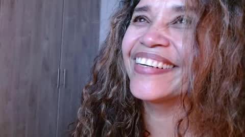 Snapshot of alma_sexyy chatting on 9, 3, 2025 Alma online show from 9, 3, 2025