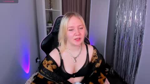 Amina online show from 9, 2, 2025