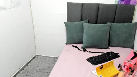 Snapshot of almaa__ chatting on 13, 1, 2025 Alma online show from 13, 1, 2025