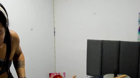 Snapshot of almaa__ chatting on 21, 2, 2025 Alma online show from 21, 2, 2025