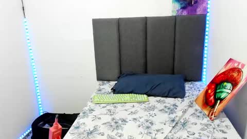 Snapshot of almaa__ chatting on 3, 3, 2025 Alma online show from 3, 3, 2025