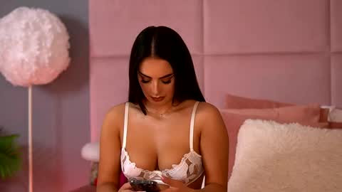 Snapshot of almajenkins chatting on 3, 6, 2026 Emma online show from 3, 6, 2026