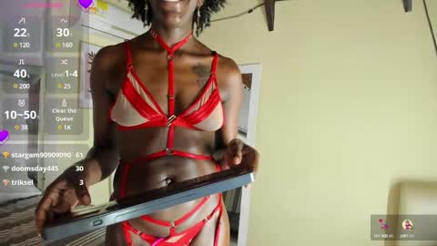 Snapshot of almasaennz chatting on 8, 12, 2024   online show from 8, 12, 2024