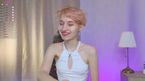 Snapshot of almawood chatting on 7, 1, 2025 almawood online show from 7, 1, 2025