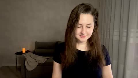 Snapshot of almostinnocent_ chatting on 22, 10, 2025 Anna online show from 22, 10, 2025