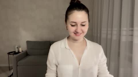 Snapshot of almostinnocent_ chatting on 15, 11, 2025 Anna online show from 15, 11, 2025