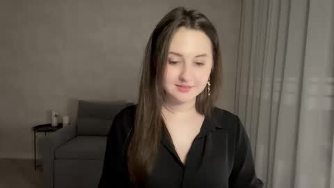 Snapshot of almostinnocent_ chatting on 22, 11, 2025 Anna online show from 22, 11, 2025