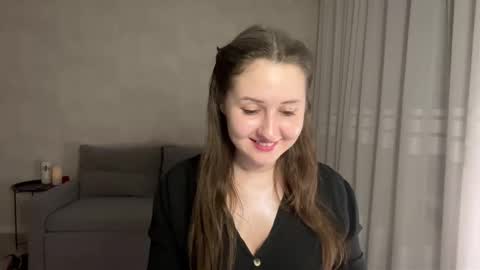 Snapshot of almostinnocent_ chatting on 26, 11, 2025 Anna online show from 26, 11, 2025