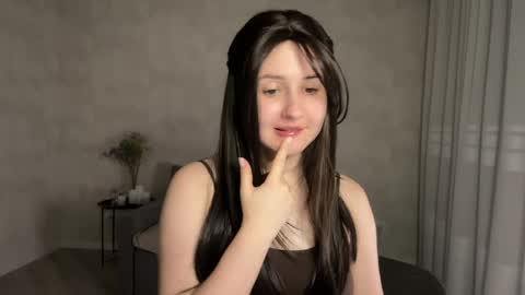 Snapshot of almostinnocent_ chatting on 20, 5, 2026 Anna online show from 20, 5, 2026