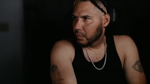 simplyfaded online show from 4, 7, 2026