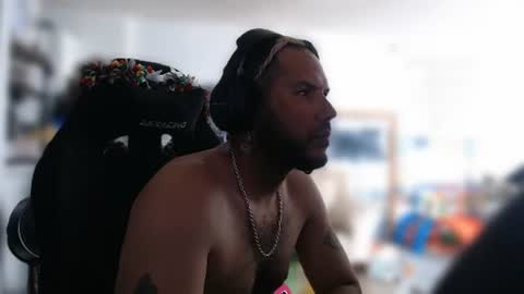 simplyfaded online show from 1, 8, 2026