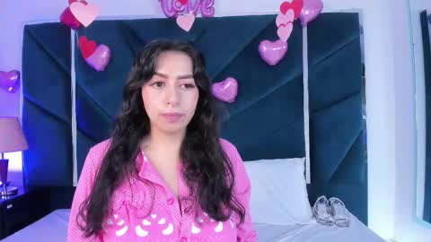 AlondraMendez online show from 18, 2, 2025