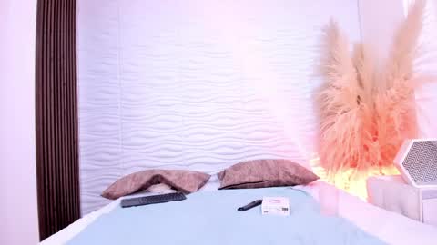 ALONDRA CUTE online show from 21, 4, 2026