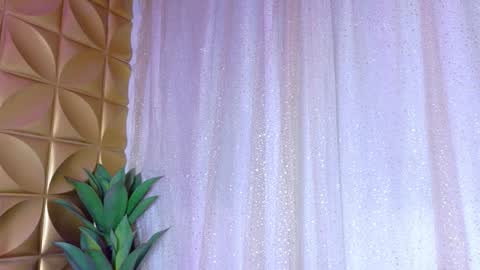 Hazel Bowie online show from 18, 3, 2026