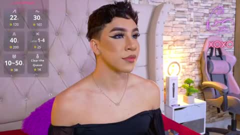 Hazel Bowie online show from 15, 4, 2026