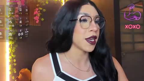 Hazel Bowie online show from 18, 6, 2026