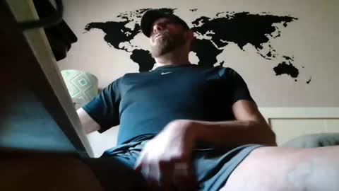 Snapshot of alph4beto chatting on 11, 10, 2025 ALPH4BETO online show from 11, 10, 2025