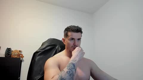 LeatherMaster online show from 17, 12, 2025