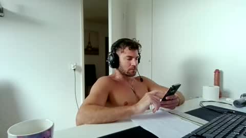 alphah_hunk online show from 14, 4, 2026