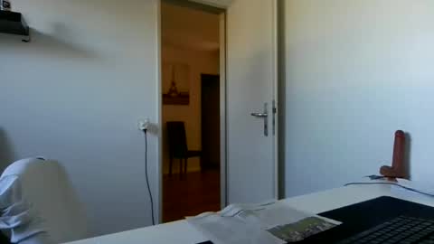 alphah_hunk online show from 25, 4, 2026