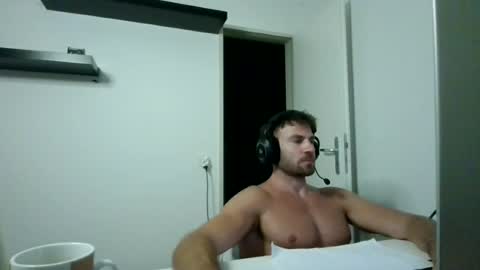 alphah_hunk online show from 10, 7, 2026