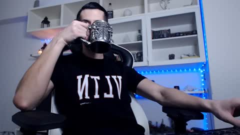 Snapshot of alphamastertodd chatting on 6, 1, 2025 MasterTodd online show from 6, 1, 2025