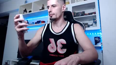 Snapshot of alphamastertodd chatting on 25, 9, 2025 MasterTodd online show from 25, 9, 2025