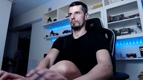 Snapshot of alphamastertodd chatting on 12, 10, 2025 MasterTodd online show from 12, 10, 2025