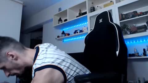 Snapshot of alphamastertodd chatting on 17, 11, 2025 MasterTodd online show from 17, 11, 2025