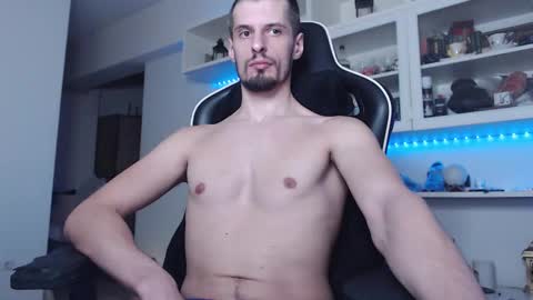 Snapshot of alphamastertodd chatting on 18, 12, 2025 MasterTodd online show from 18, 12, 2025