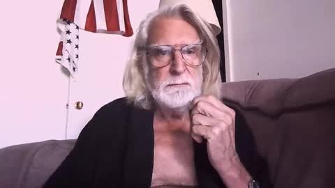 AlphaUniform online show from 27, 9, 2025