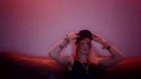 Snapshot of altboy010 chatting on 30, 10, 2025 altboy010 online show from 30, 10, 2025