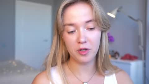 Amelia NEXT STREAM  online show from 17, 4, 2026